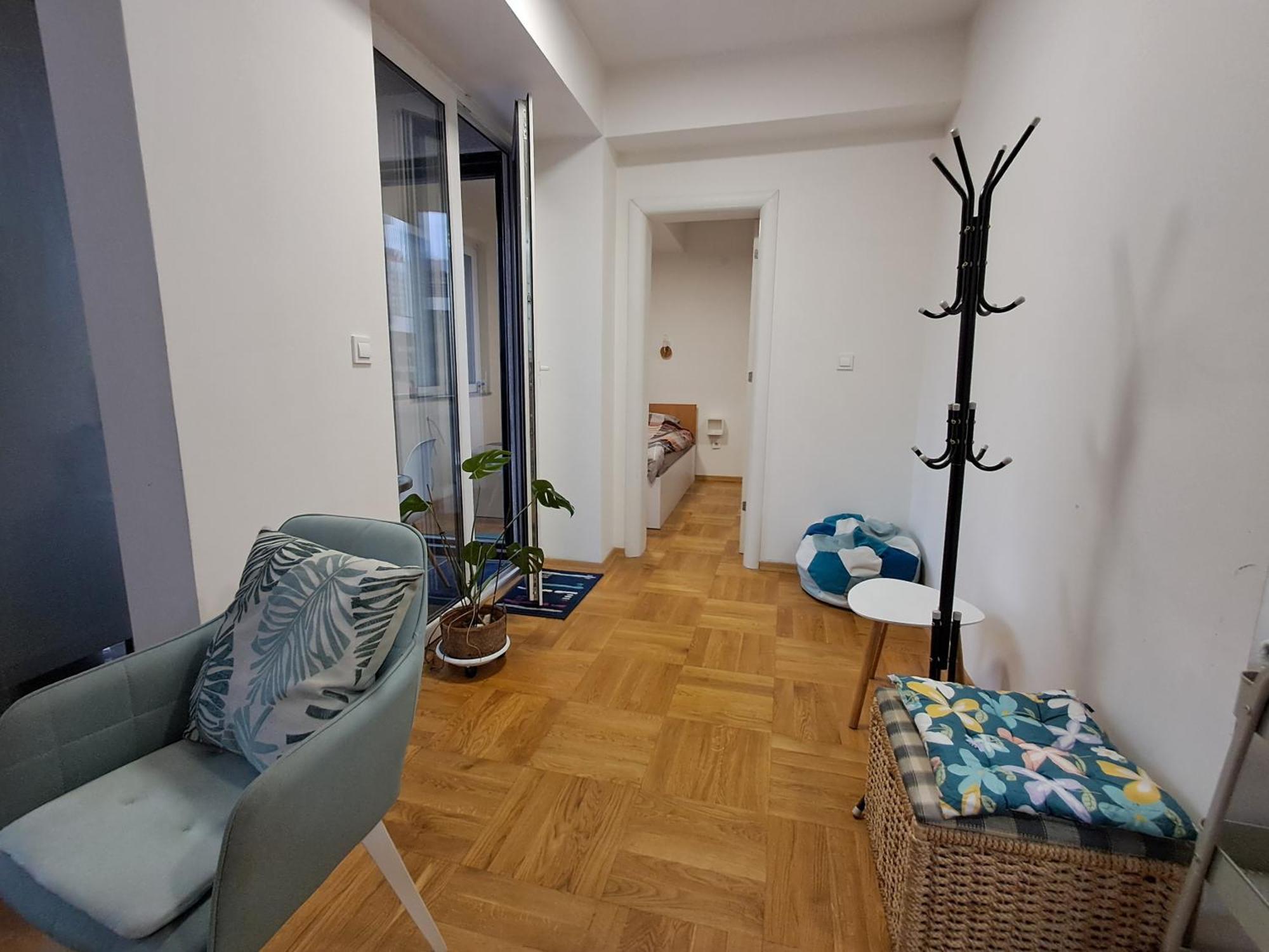 Damjan's Place 2025 * סקופיה